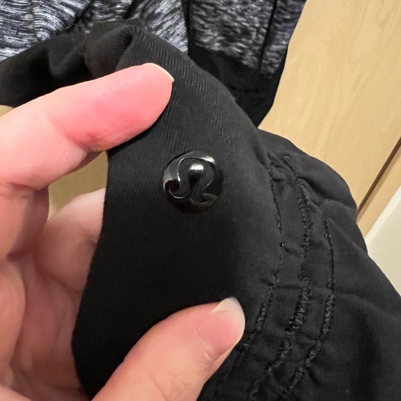 Lululemon leggings - Picture 4 of 5